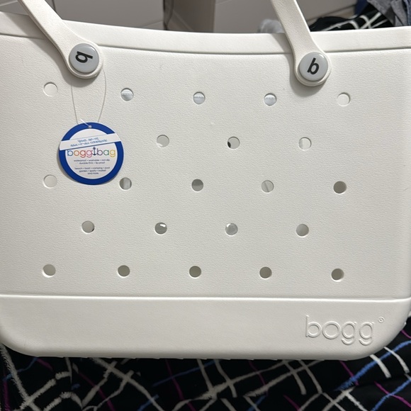 NWT SPECIAL EDITION ICE SHIMMER BABY BOGG. New Color!!! - Picture 9 of 10